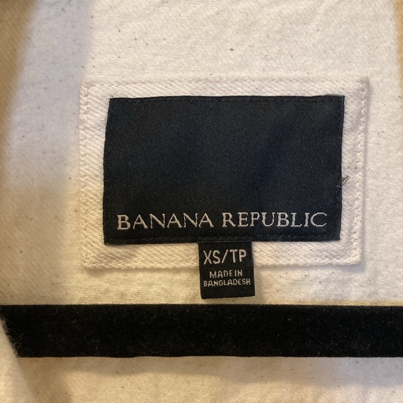 Cream Cropped Jacket | XS | Banana Republic - Picture 3 of 6